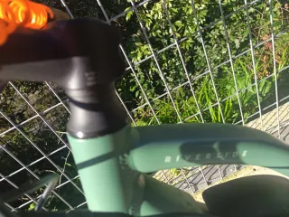 Bicicleta eléctrica verde - 2 meses de uso