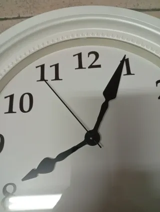 Reloj de Pared Blanco Ikea