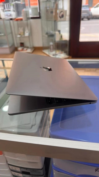 MacBook Pro 2020 256GB Plata