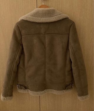 Chaqueta de ante con borreguito