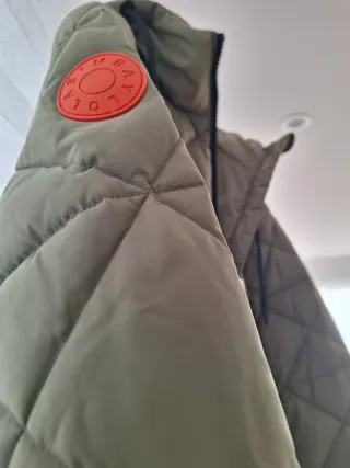 Abrigo Bimba y Lola Verde Oliva Talla XS Nuevo