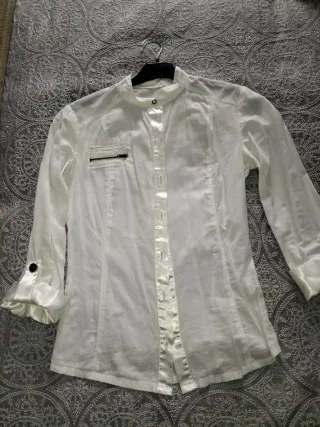 Camisa blanca detalle raso