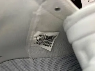 Nike Blazer Mid '77 Beige/Blanco