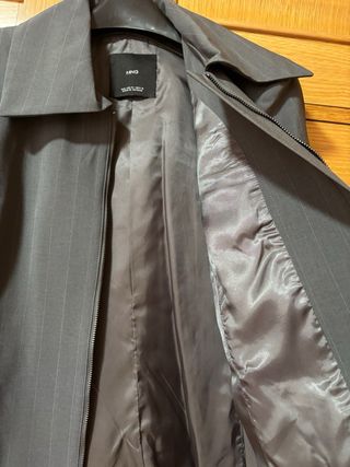 Chaqueta gris rayas cremallera nueva