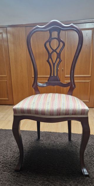 Mesa comedor extensible y 4 sillas, vendo conjunto