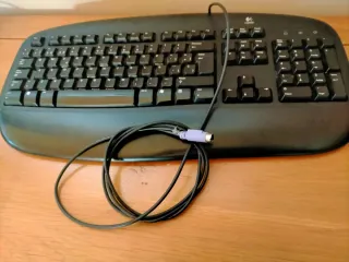 Monitor Samsung + Teclado y Ratón Logitech