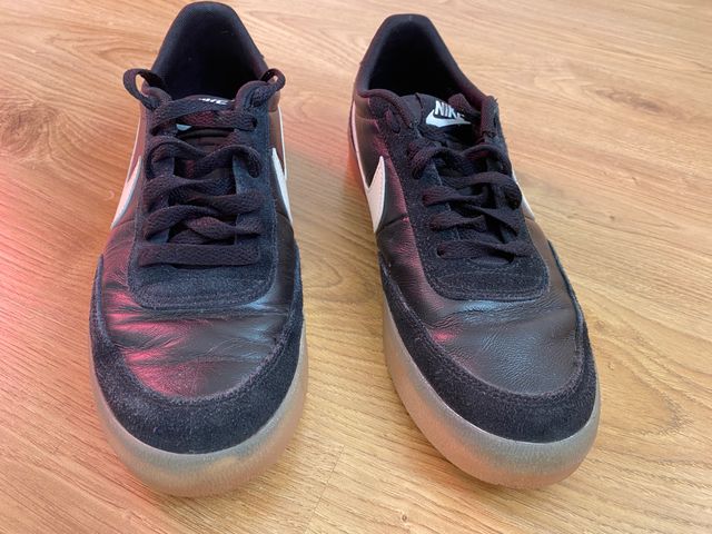 Deportivas Nike Negros.