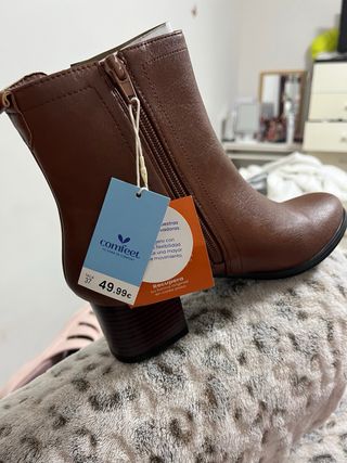 Botas de cuero marrones