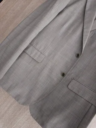 Completo uomo grigio