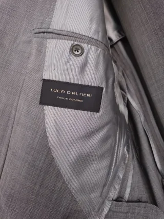 Completo uomo grigio