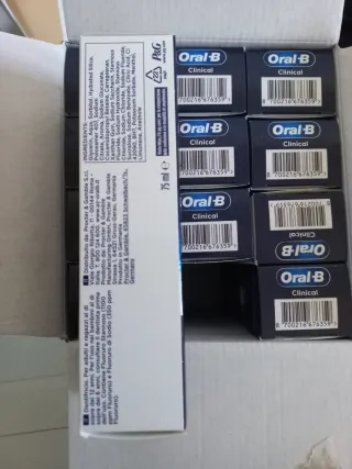 12 Dentifrici Oral-B Clinical Prevenzione Carie