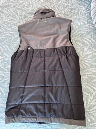 Chaleco Columbia Calefactable Talla S sin batería.