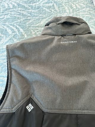 Chaleco Columbia Calefactable Talla S sin batería.