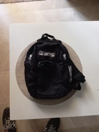 Mochila Berg Outdoors Negra