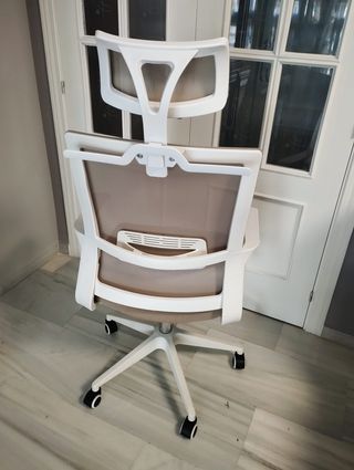 Sedia da ufficio ergonomica con ruote