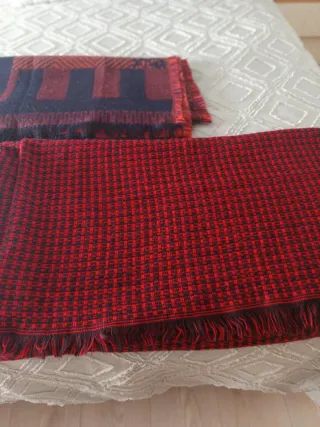 3 pañoletas de lana 10 euros las tres