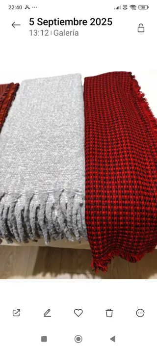 3 pañoletas de lana 10 euros las tres