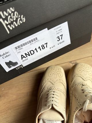 Zapatos de piel con cordones y plataforma