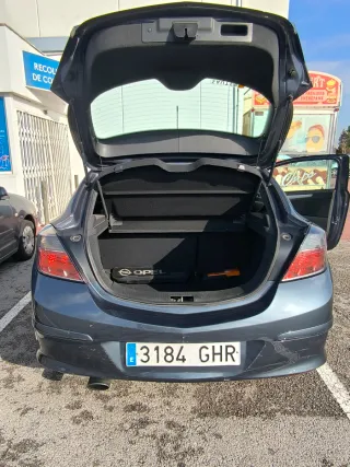 Opel Astra 2008