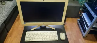 HP Ordenador All-in-One Intel Beige