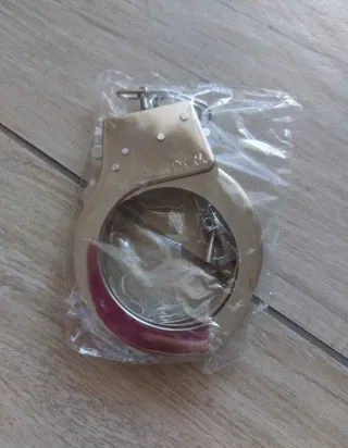 Manette giocattolo nuove impacchettate