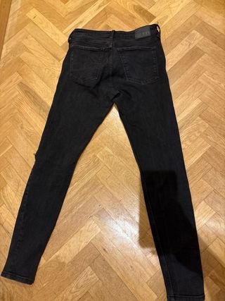 Pantalones vaqueros negros