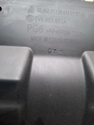 SKODA FABIA III calandra