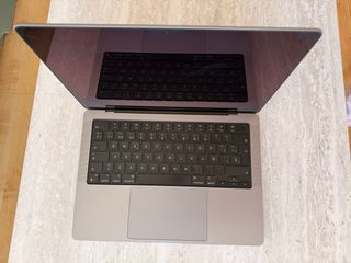 MacBook Pro 14" M1 Pro 32GB GPU 16 núcleos