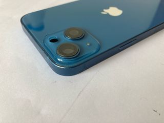 Chasis iPhone 13 azul