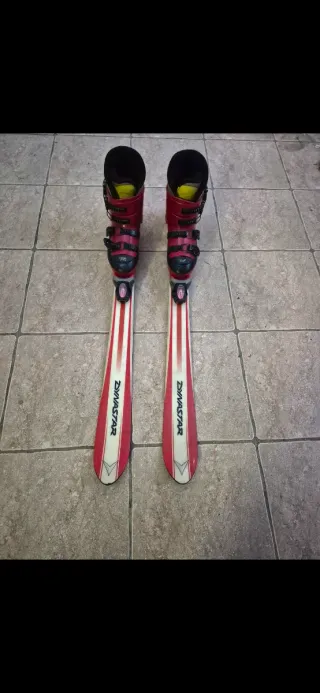 Esquís T130 con botas y bastones para niños