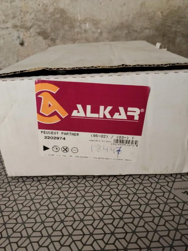 Piloto Trasero Dcho Peugeot Partner 96-02