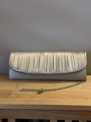 Cartera de fiesta plateada