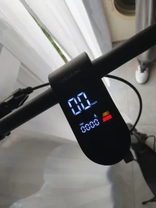 Patinete eléctrico casi nuevo