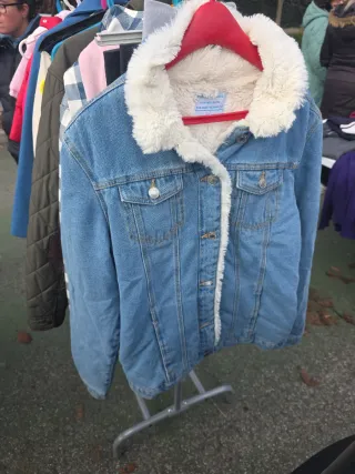 Chaqueta vaquera con borrego Talla M