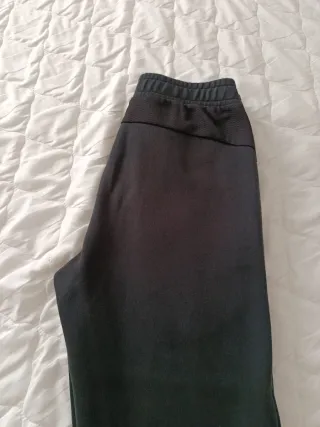 Pantalón de deporte Puma negro