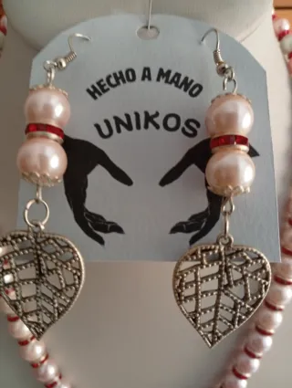 Conjunto collar y pendientes perlas