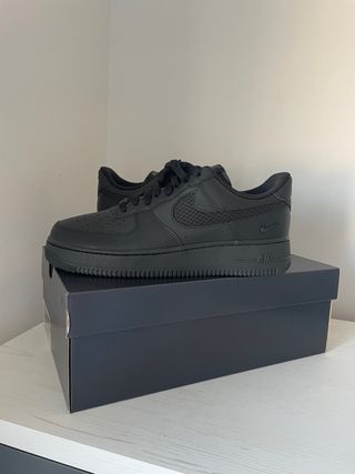 Nike Air Force 1 Negras