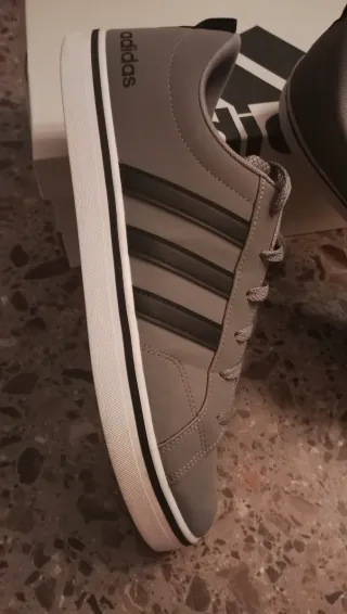 Zapatillas Adidas Grises