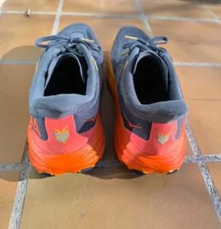 Hoka Speedgoat 5 Talla 48 Gris Naranja
