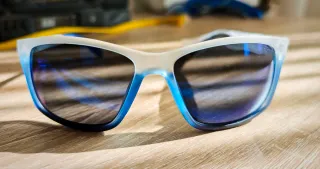 Gafas de Sol Azules y Blancas Nautica