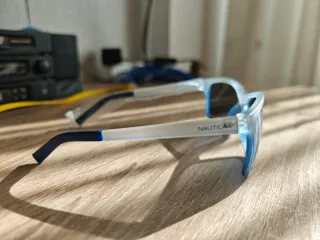 Gafas de Sol Azules y Blancas Nautica