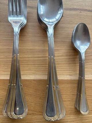 Eleganza in tavola: posate per feste