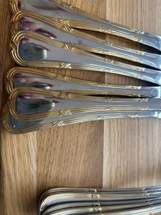 Eleganza in tavola: posate per feste