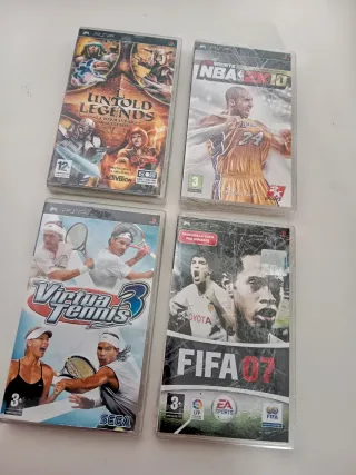 Conjunto di videogiochi per PSP