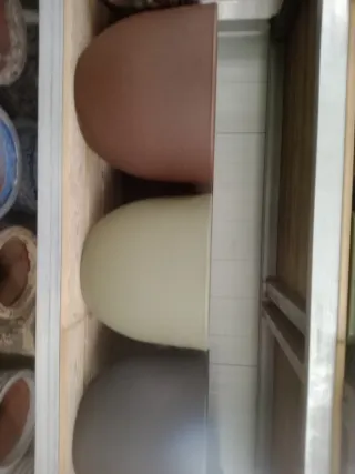 Vasi in ceramica e plastica