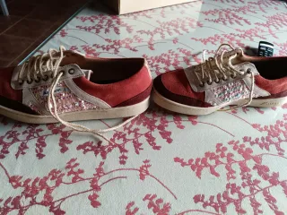 Zapatillas Morrison Talla 42 Beige y Rojo