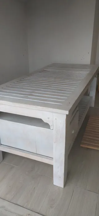 Camilla thailandesa para masaje.