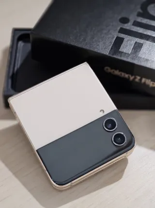 Samsung Z Flip4 128GB Rosa