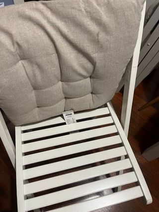 Sedie pieghevoli bianche con cuscini Vallehermoso