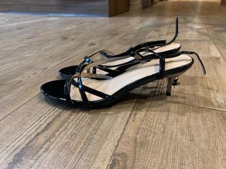 Sandali da donna con tacco nero